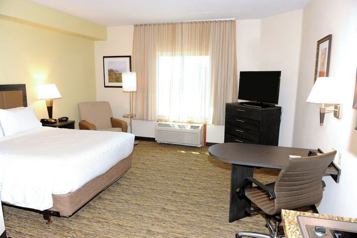 Candlewood Suites Santa Maria by IHG