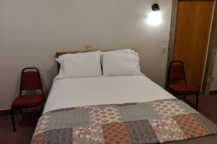 Room 17 of 31