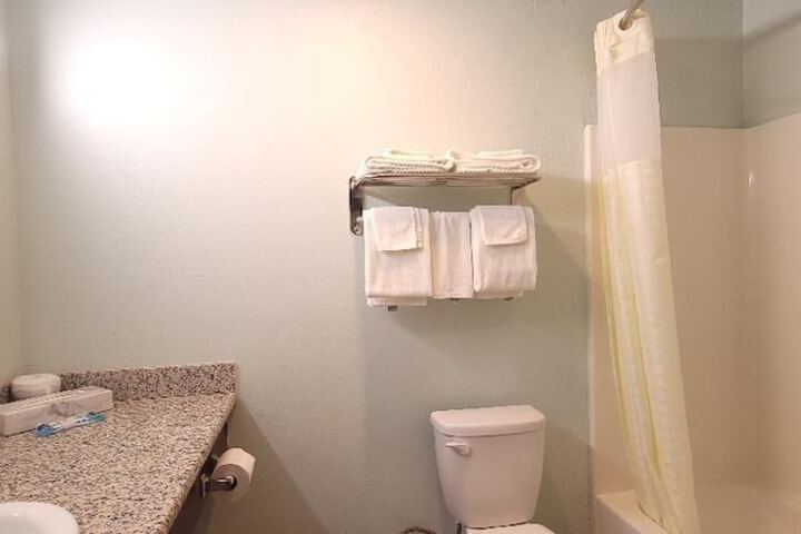 Room 36 of 59
