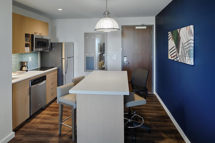 Hyatt House Columbus OSU / Short North