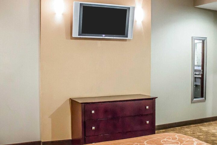 Room 39 of 62