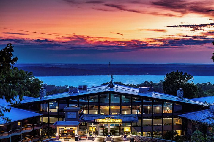 The Lakeview Hotel Shanty Creek Resort