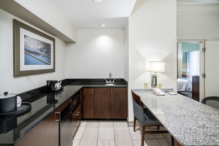 Hampton Inn & Suites Mooresville / Lake Norman
