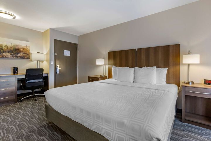 Room 10 of 41