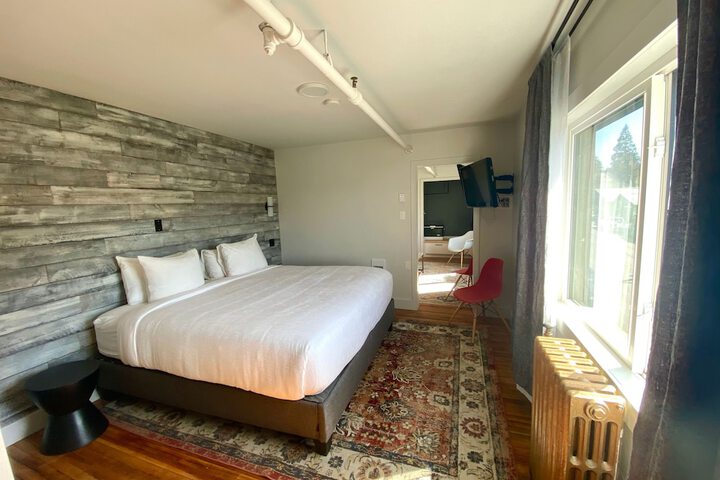 Room 18 of 40