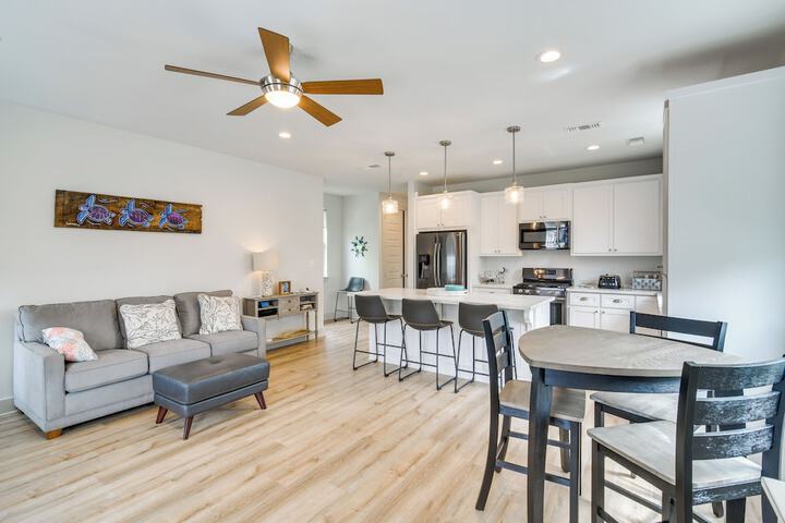 Modern Waveland Home w / Deck - Walk to the Beach!