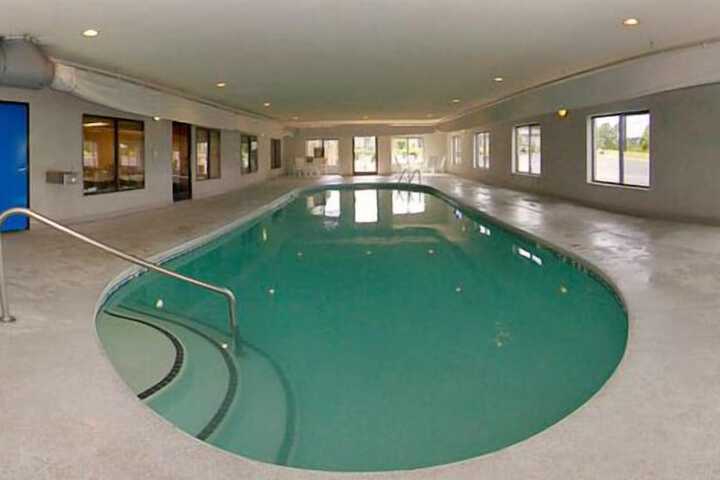 Pool 10 of 45