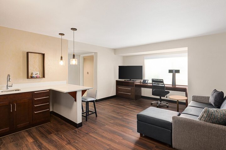 Room 19 of 44