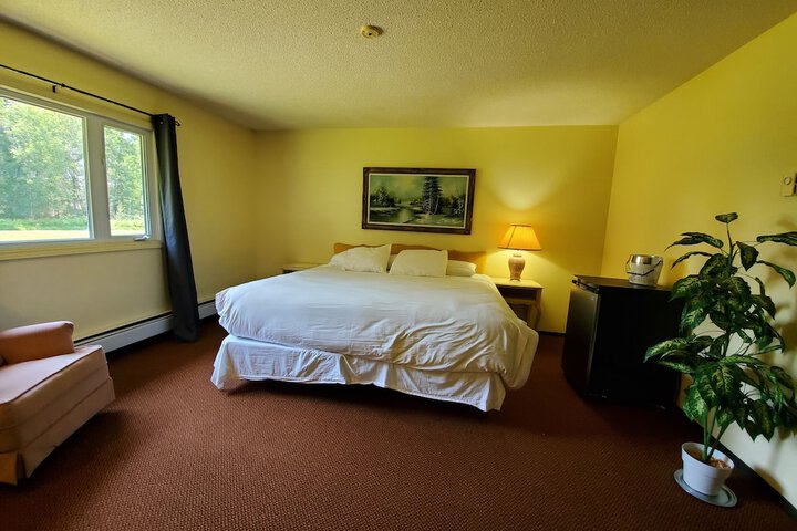 Room 28 of 45