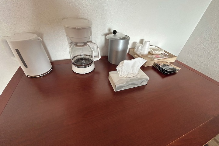 Breakfast/Coffee Service 63 of 65