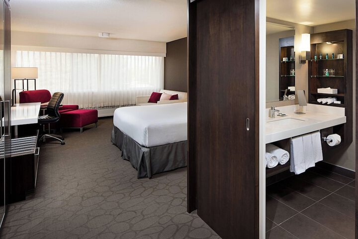 Delta Hotels by Marriott Calgary South