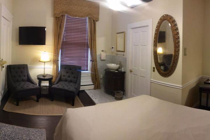 Hotel Interior 44 of 183