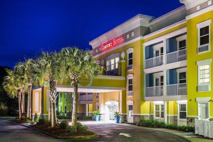 Hotel 3 of 40