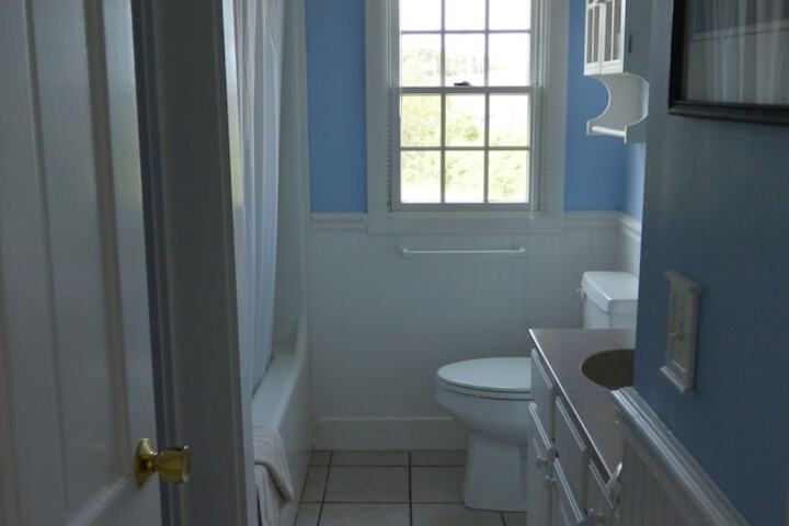 Room 20 of 48