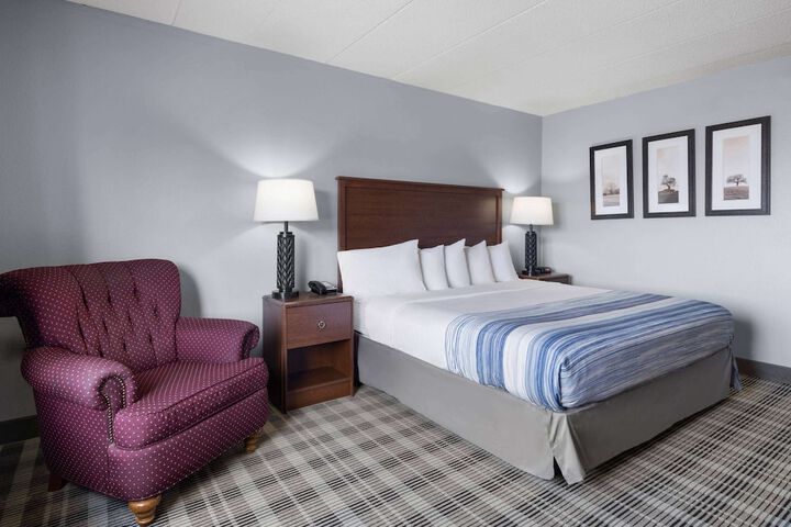 Room 8 of 39