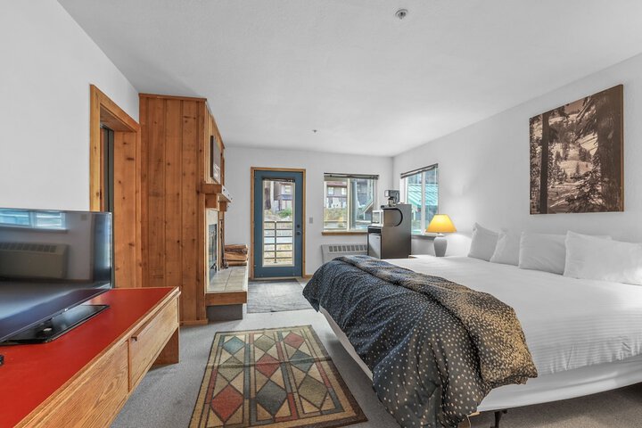Cozy Kirkwood Condo â The Meadows 2 Bedroom 2 Condo by RedAwning