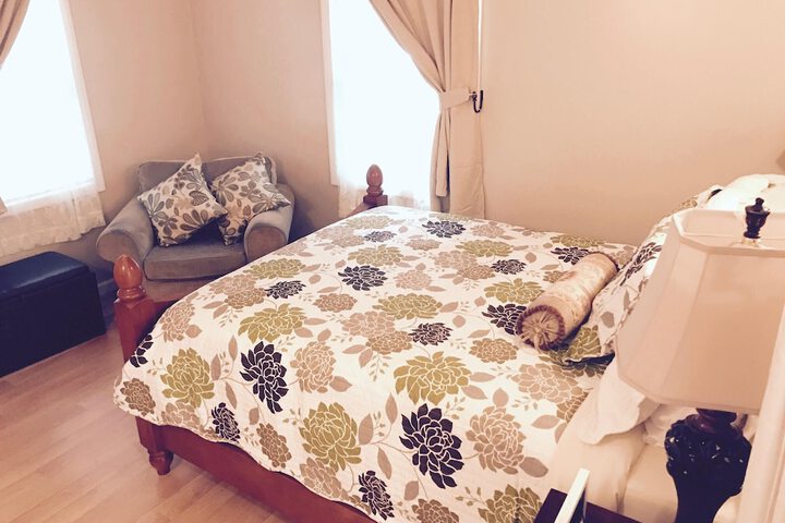 Room 50 of 79