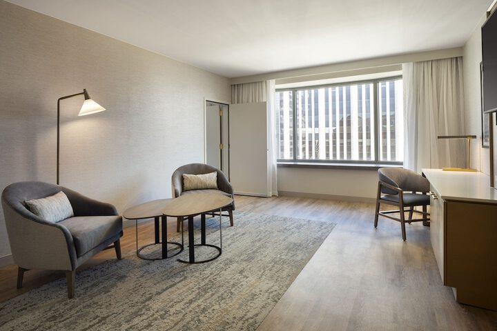 Room 48 of 104
