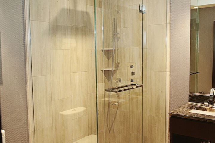 Room 14 of 48