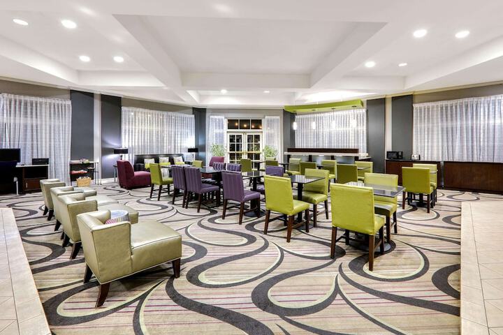 Hotel Interior 8 of 28