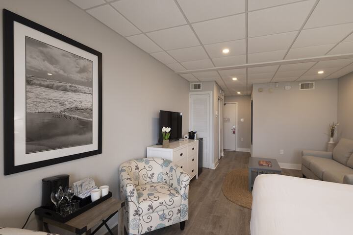 Montreal Beach Resort