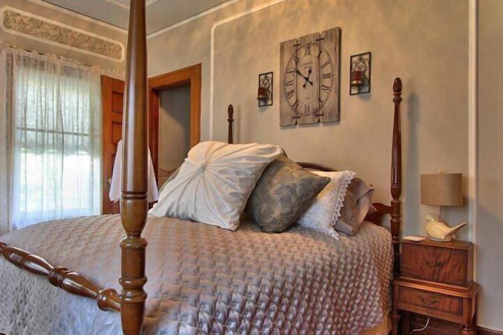Room 20 of 47