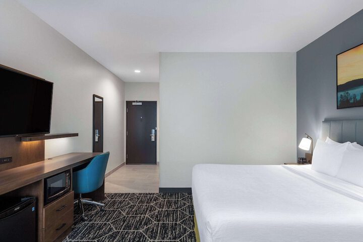 La Quinta Inn & Suites by Wyndham Centralia