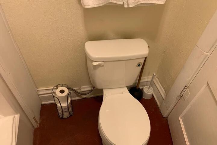 Room 37 of 101