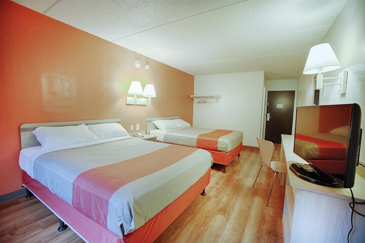 Room 38 of 47