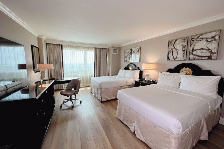 Room 15 of 32