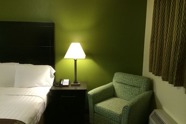 Room 21 of 26