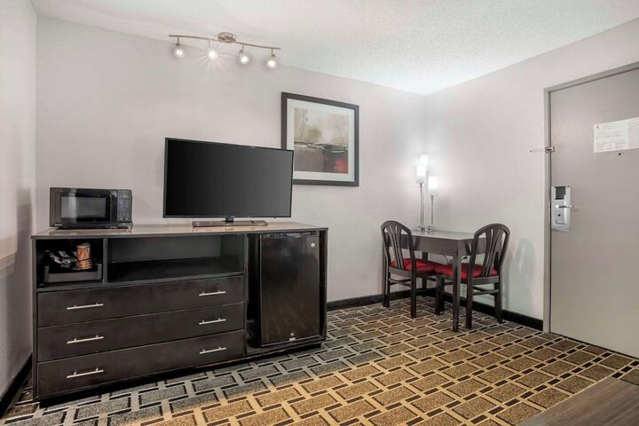 Room 40 of 58
