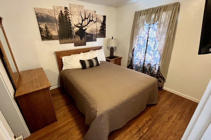 Cascade Motel
