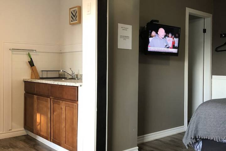 Room 36 of 65