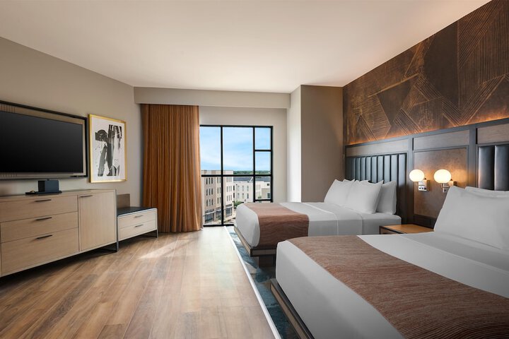 Hotel Avail Rogers Tapestry Collection by Hilton