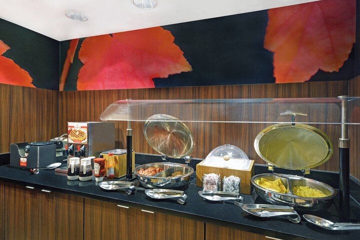 Breakfast/Coffee Service 36 of 48