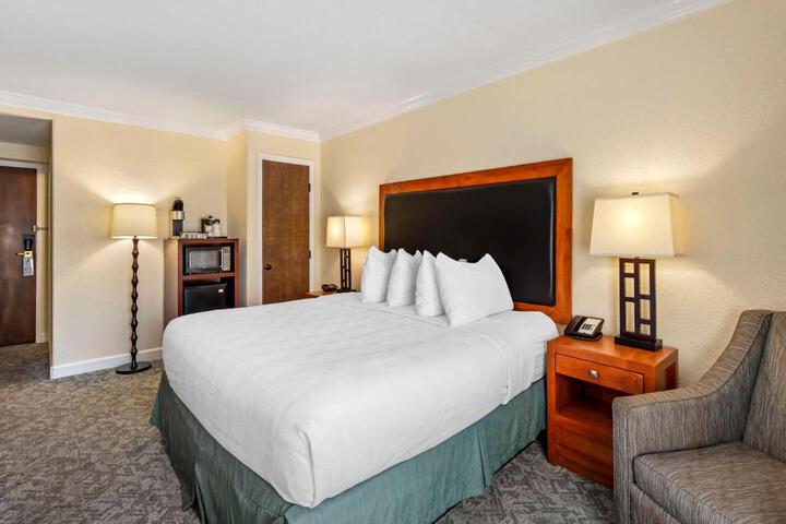 Best Western Plus Eagle / Vail Airport