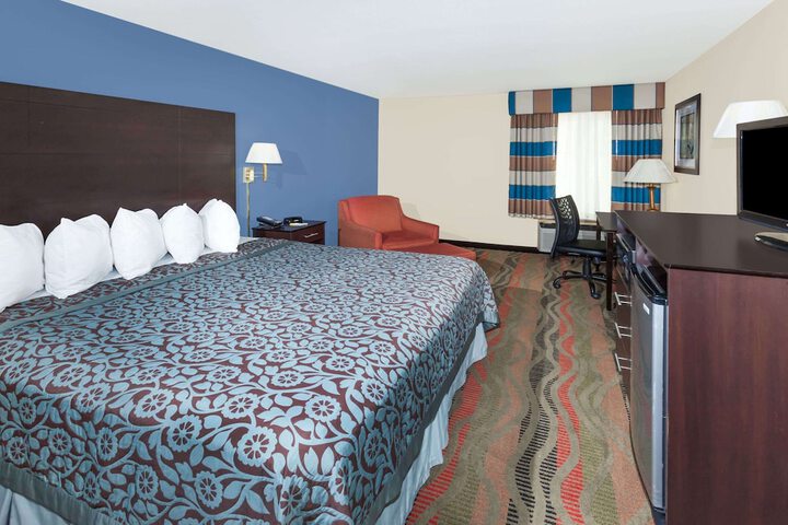Room 21 of 26