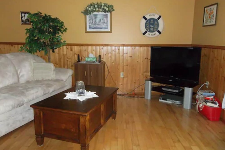 Gullivers Cove Oceanview Cottages