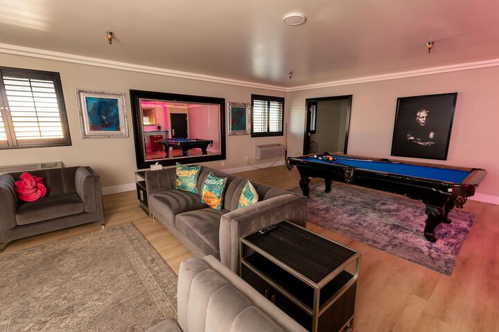 Room 19 of 36