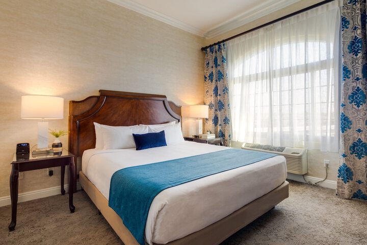 Ayres Suites Diamond Bar