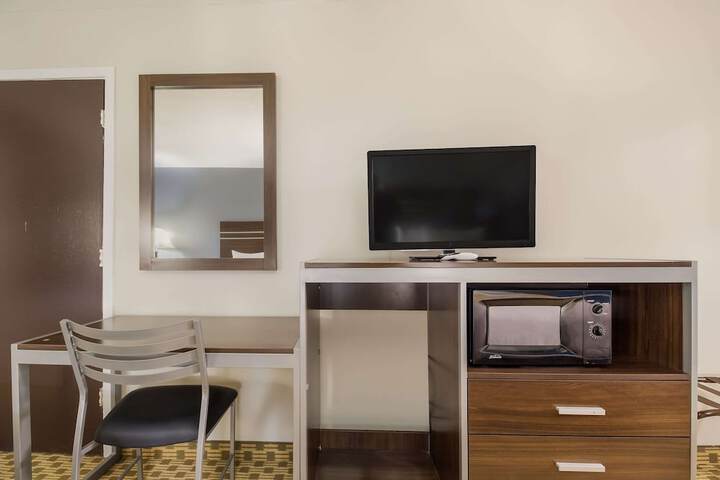 Room 21 of 52