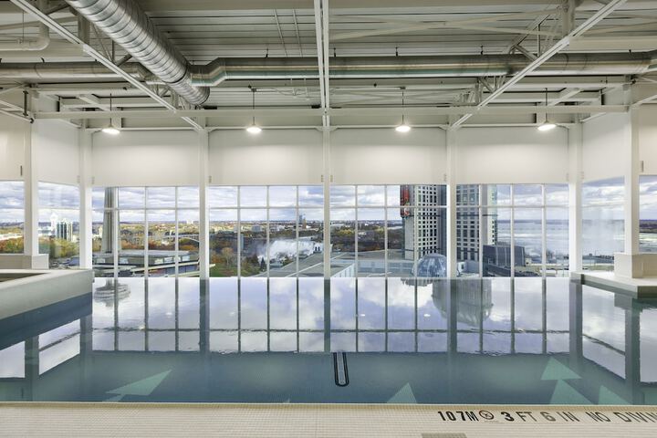 Hilton Niagara Falls / Fallsview Hotel & Suites