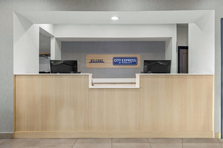 City Express by Marriott Manteno