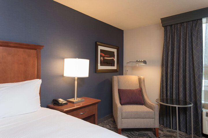 DoubleTree by Hilton Schenectady Downtown