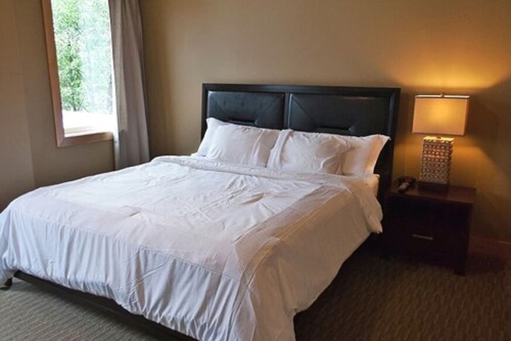 Room 16 of 39