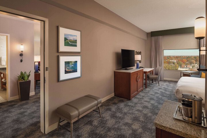 Hilton Lexington / Downtown