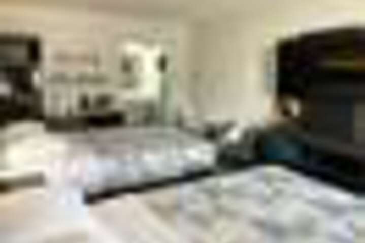 Room 67 of 100
