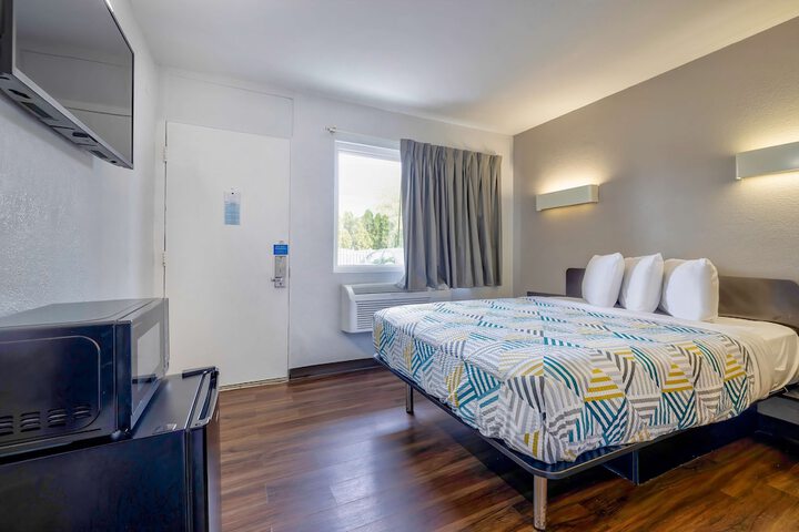 Room 19 of 26