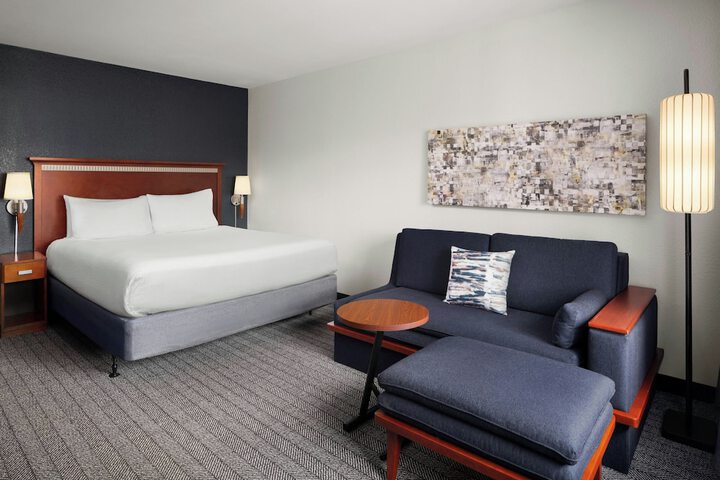 Courtyard by Marriott Fort Myers I-75 / Gulf Coast Town Center